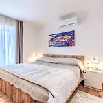 Tone I Maria By Interhome Feriehus Rovinjsko Selo