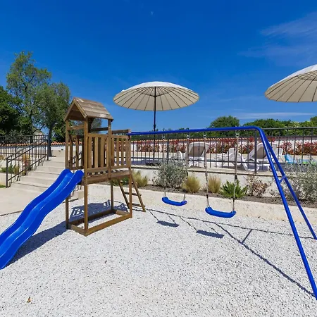 Tone I Maria By Interhome Rovinjsko Selo