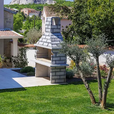 Tone I Maria By Interhome Casa vacanze Rovinjsko Selo